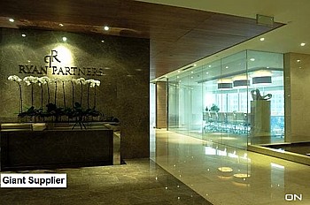 switchable opaque to transparent film in shopping malll
